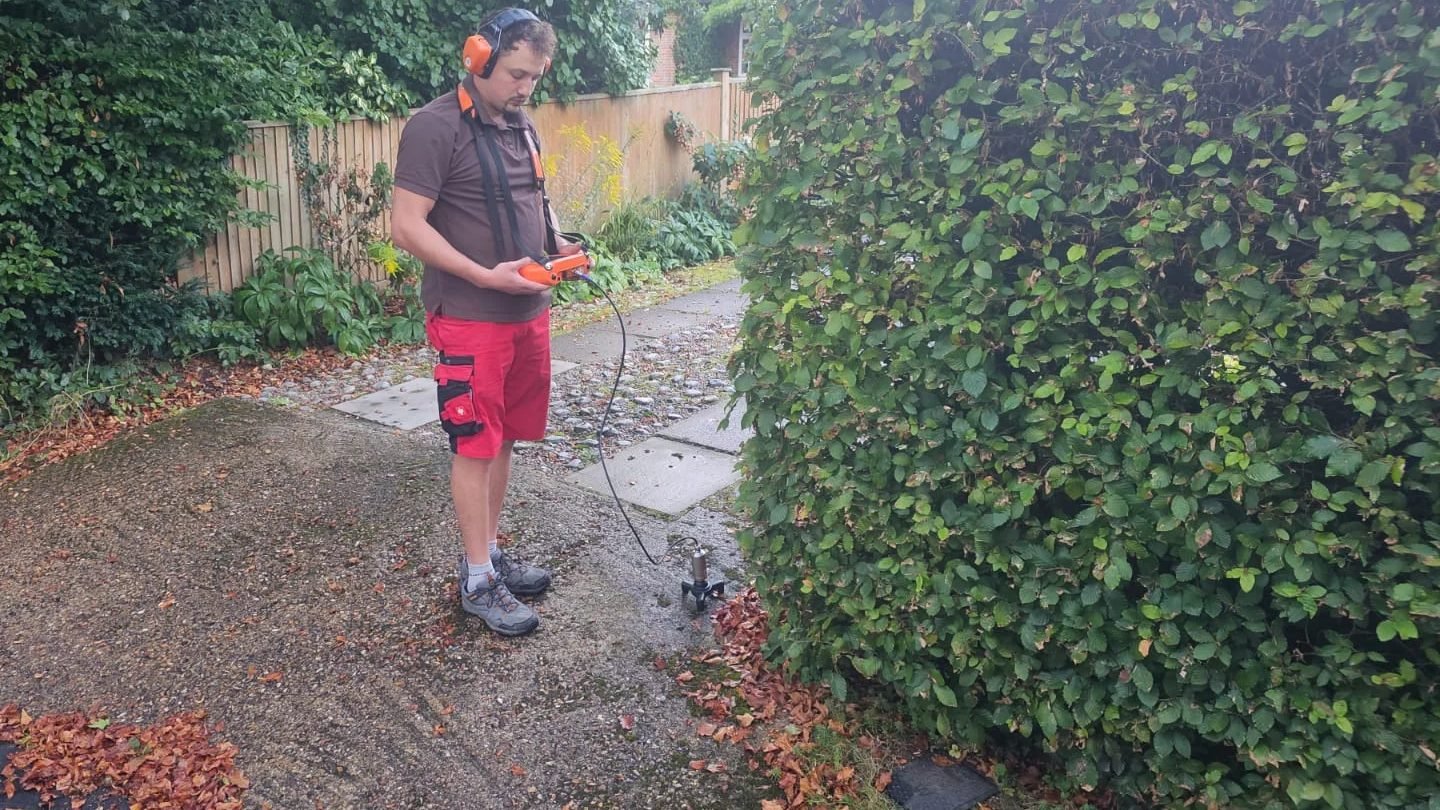 Acoustic leak detection in Beaconsfield